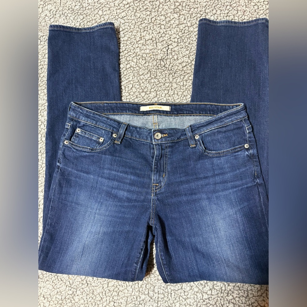 Buckle Big Star Women’s Straight Leg Blue Jeans Size 32R 👖